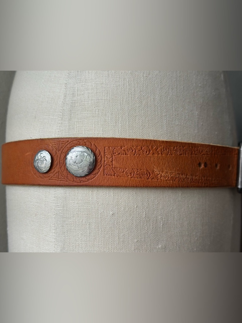 Massimo Dutti Brown Leather Belt with Silver Buckle - Picture 4 of 9